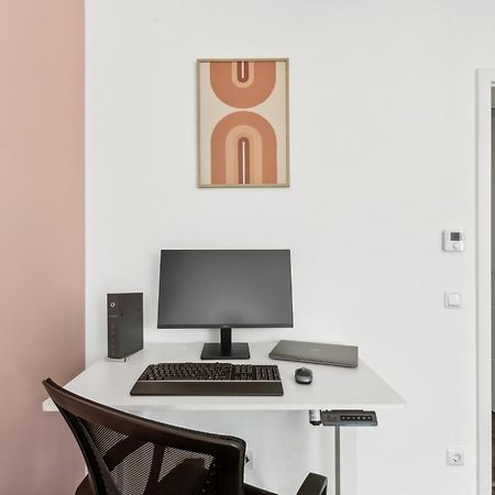 Elegant & Bright ~ Near Schalke 04 ~ Office ~ Free Parking! Apartment Gelsenkirchen Exterior foto